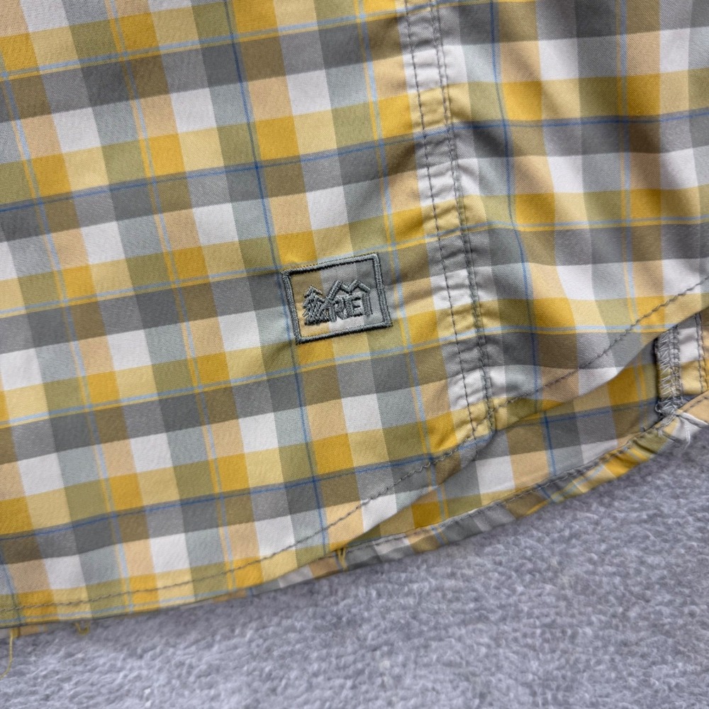 REI Fishing Shirt Mens XL Gray Yellow Plaid Short Sleeve Mesh Vented Hiking - Picture 3 of 8